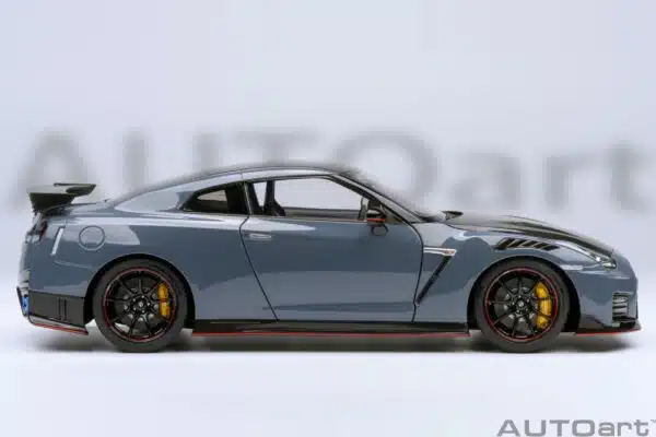 AUTOart - 1:18 Nissan GT-R R35 Nismo 2022 Special Edition (Stealth Grey)