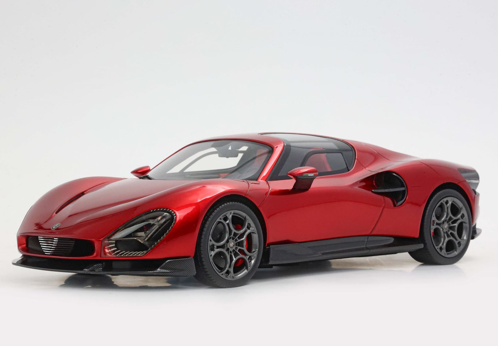 BBR 1:18 Alfa Romeo 33 Stradale 2023 Rosso Villa d'Este Red (P18264A) Limited Edition Resin Model 7 BBR 1:18 Alfa Romeo 33 Stradale 2023 Rosso Villa d'Este Red (P18264A) Limited Edition Resin Model - Image 7