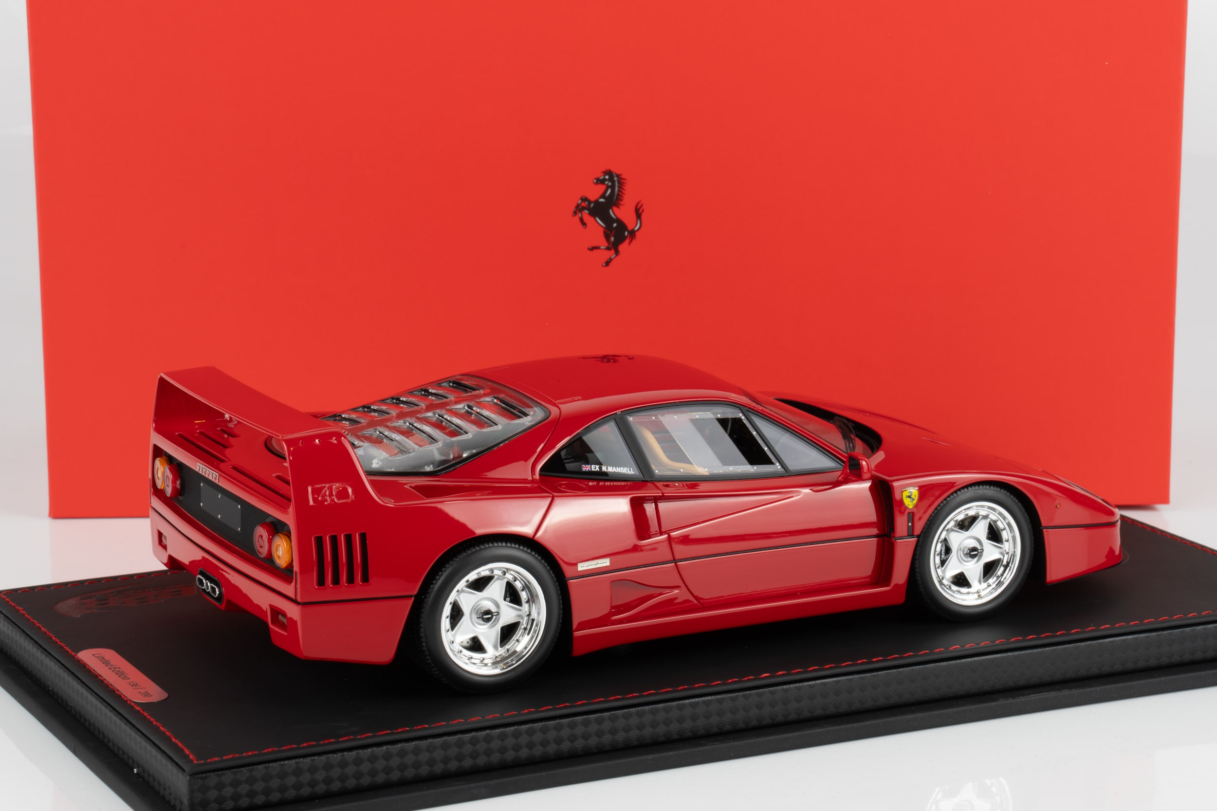 BBR 1:18 Ferrari F40 1987 Rosso Corsa Ex Nigel Mansell (P18168NM) Limited Edition Resin Model (With Showcase) 2 BBR 1:18 Ferrari F40 1987 Rosso Corsa Ex Nigel Mansell (P18168NM) Limited Edition Resin Model (With Showcase) - Image 2