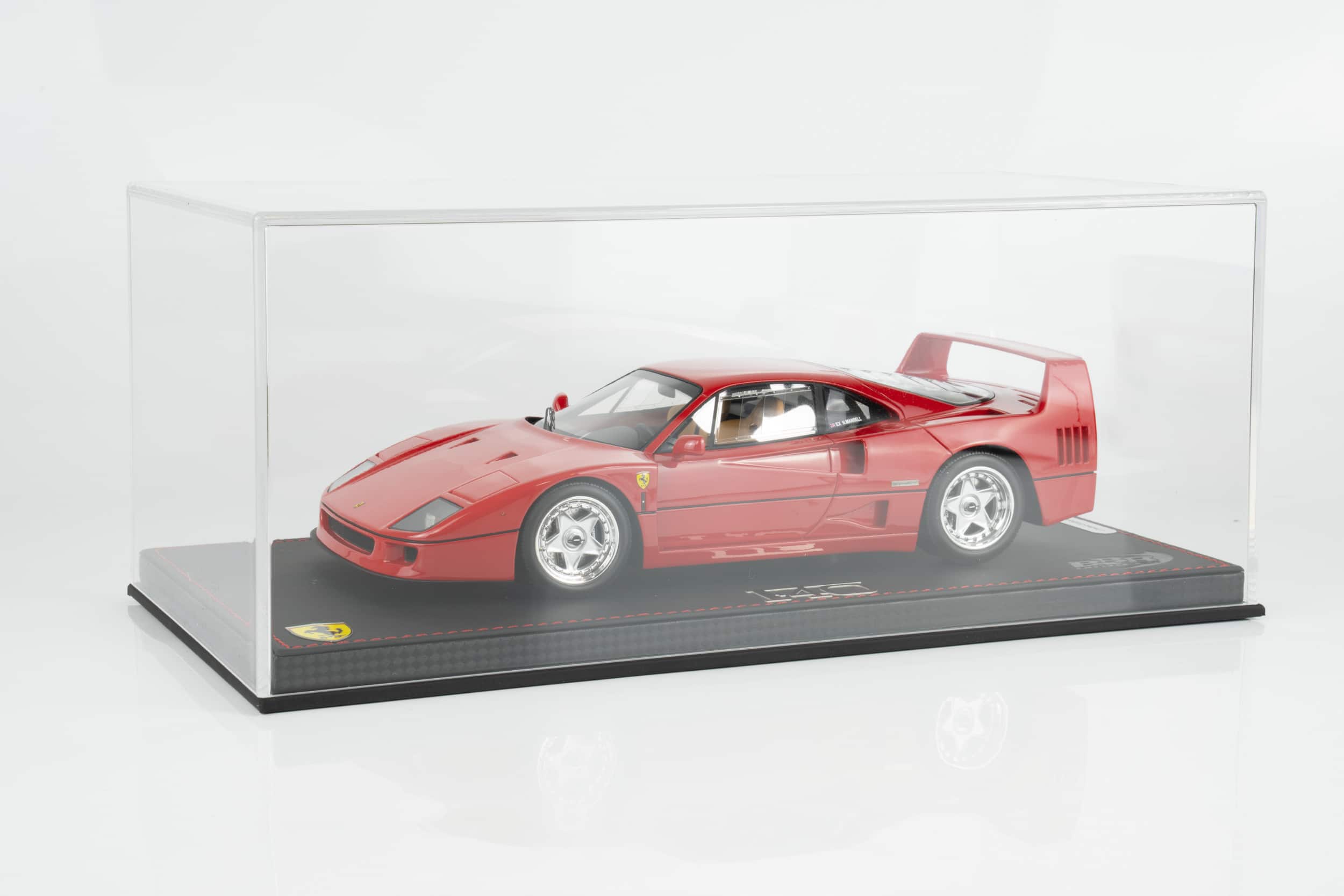 BBR 1:18 Ferrari F40 1987 Rosso Corsa Ex Nigel Mansell (P18168NM) Limited Edition Resin Model (With Showcase) 3 BBR 1:18 Ferrari F40 1987 Rosso Corsa Ex Nigel Mansell (P18168NM) Limited Edition Resin Model (With Showcase) - Image 3
