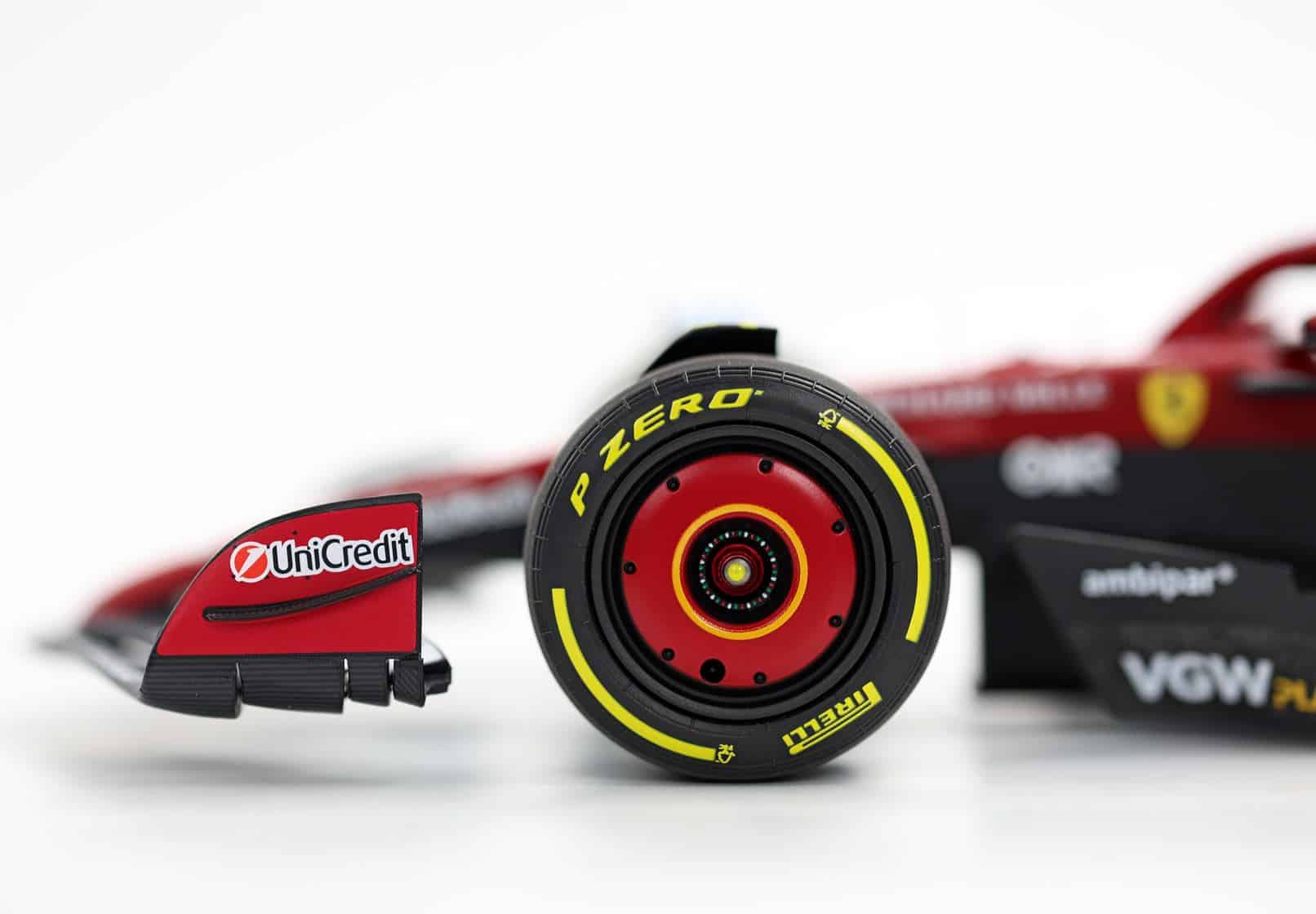 BBR 1:18 Ferrari SF-25 #44 Lewis Hamilton Monaco GP 2025 Shell 75 Years Luxury Pack (P18267C44DIE) Diecast Model 5 BBR 1:18 Ferrari SF-25 #44 Lewis Hamilton Monaco GP 2025 Shell 75 Years Luxury Pack (P18267C44DIE) Diecast Model - Image 5