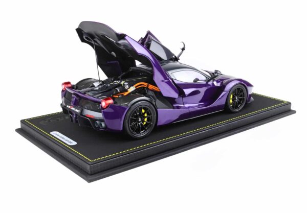 BBR - 1:18 Ferrari LaFerrari 2012 Violet Purple - Limited Edition Diecast Model with Showcase 10 BBR - 1:18 Ferrari LaFerrari 2012 Violet Purple - Limited Edition Diecast Model with Showcase
