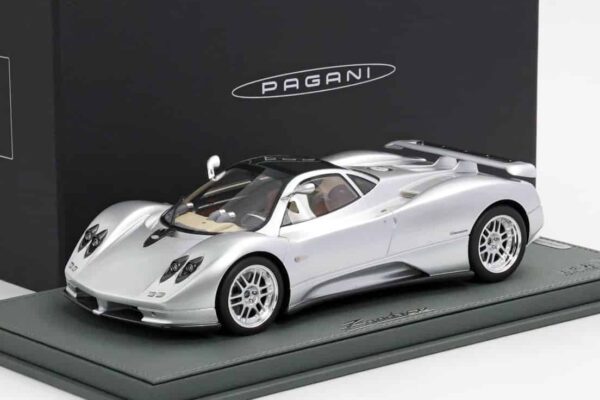 BBR - 1:18 Pagani Zonda C12 001 1999 20th Anniversary Silver - Limited Edition Resin Model with Showcase