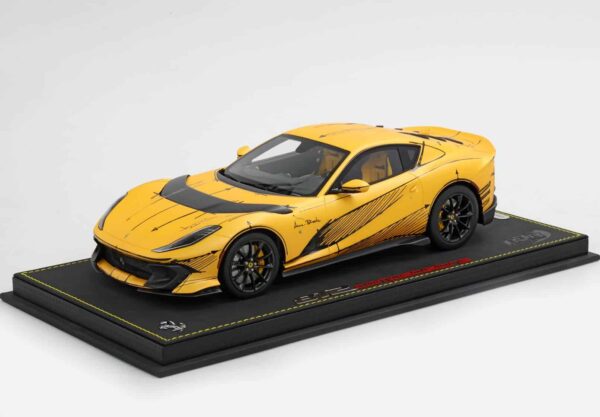BBR - 1:18 Ferrari 812 Competizione Tristrato Giallo Yellow Tailor Made - Limited Edition Special Carbon Box with Showcase 12 BBR - 1:18 Ferrari 812 Competizione Tristrato Giallo Yellow Tailor Made - Limited Edition Special Carbon Box with Showcase