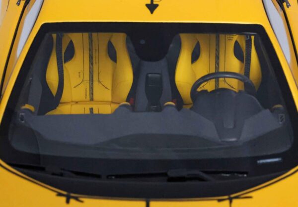 BBR - 1:18 Ferrari 812 Competizione Tristrato Giallo Yellow Tailor Made - Limited Edition Special Carbon Box with Showcase 16 BBR - 1:18 Ferrari 812 Competizione Tristrato Giallo Yellow Tailor Made - Limited Edition Special Carbon Box with Showcase