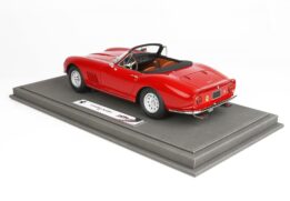 BBR 1816C1 Ferrari 275 GTS/4 Nart Spider 1967 Red Resin Model 1:18