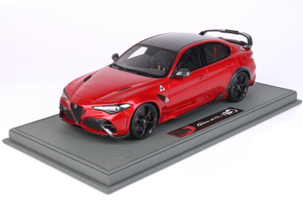 BBR BBRC1852-21B Alfa Romeo Guila GTAM Rosso GTA 2020 Resin Model 1:18