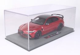 BBR BBRC1852-21B Alfa Romeo Guila GTAM Rosso GTA 2020 Resin Model 1:18