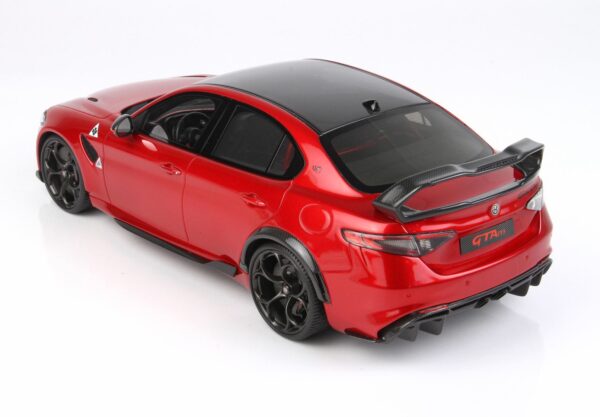 BBR BBRC1852-21B Alfa Romeo Guila GTAM Rosso GTA 2020 Resin Model 1:18