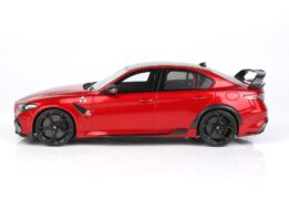 BBR BBRC1852-21B Alfa Romeo Guila GTAM Rosso GTA 2020 Resin Model 1:18