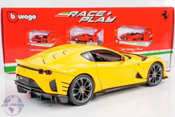 Bburago - 1:18 Ferrari 812 Competizione Modena Yellow 2021 - Diecast Model 14 Bburago - 1:18 Ferrari 812 Competizione Modena Yellow 2021 - Diecast Model