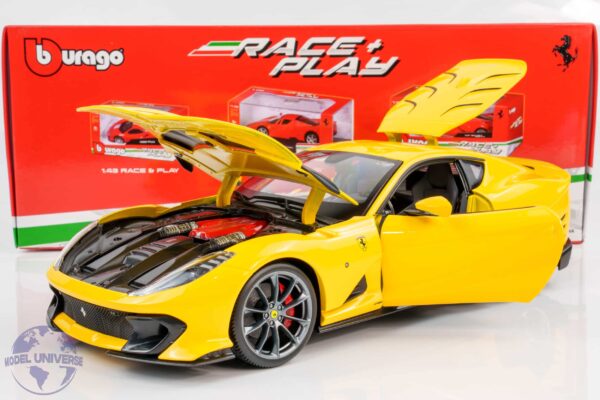 Bburago - 1:18 Ferrari 812 Competizione Modena Yellow 2021 - Diecast Model 13 Bburago - 1:18 Ferrari 812 Competizione Modena Yellow 2021 - Diecast Model