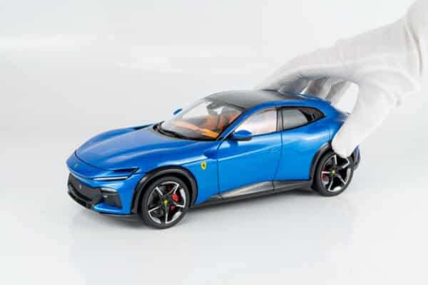 Polistil - 1:18 Ferrari Purosangue 2022 Blue Corsa with Showcase (18FE02022-HC) Limited Edition Diecast Model 19 Polistil - 1:18 Ferrari Purosangue 2022 Blue Corsa with Showcase (18FE02022-HC) Limited Edition Diecast Model