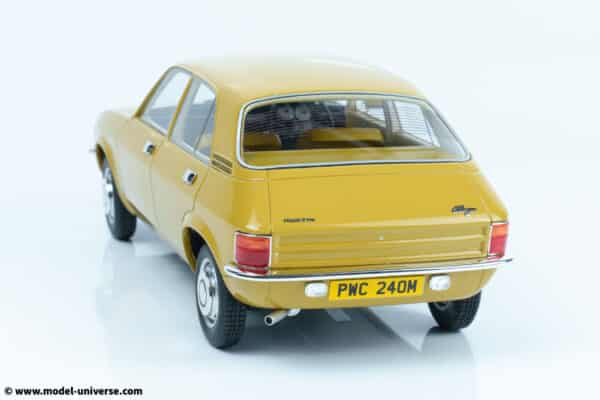 Cult Scale - 1:18 Austin Allegro 1973 Harvest Gold - Limited Edition Resin Model