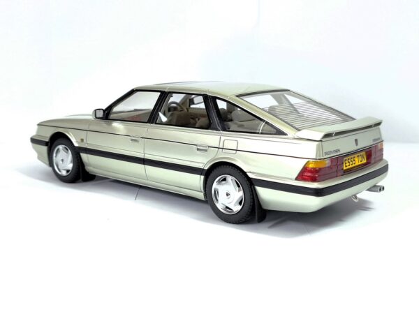 Cult Scale - 1:18 Rover 827 Vitesse Pulsar Silver 1988-1989 - Limited Edition Resin Model 13 Cult Scale - 1:18 Rover 827 Vitesse Pulsar Silver 1988-1989 - Limited Edition Resin Model