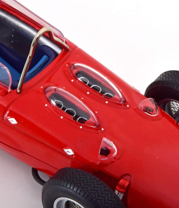 CMR 1:18 Ferrari 156 F1 #3 Winner Netherlands GP 1961 (W. Von Trips) (CMR 167) 11 CMR 1:18 Ferrari 156 F1 #3 Winner Netherlands GP 1961 (W. Von Trips) (CMR 167)