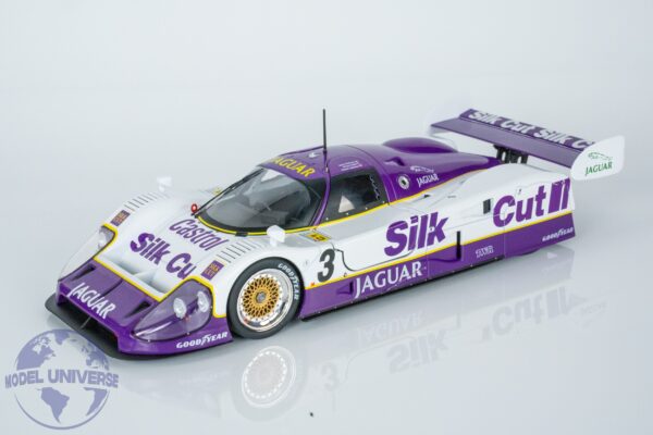 CMR - 1:18 Jaguar XJR-12 No.3 Winner 24h Le Mans 1990 - Diecast Model 14 CMR - 1:18 Jaguar XJR-12 No.3 Winner 24h Le Mans 1990 - Diecast Model