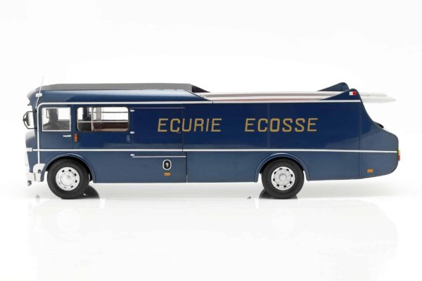 CMR 1:18 Commer TS3 Ecurie Ecosse Transporter 1959 - Diecast Model 18 CMR 1:18 Commer TS3 Ecurie Ecosse Transporter 1959 - Diecast Model