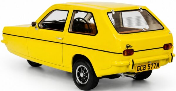 Cult Scale 1:18 Reliant Robin Mk1 1973 Yellow (CML242-2) UK Exclusive Limited Edition Resin Model 3 Cult Scale 1:18 Reliant Robin Mk1 1973 Yellow UK Exclusive Limited Edition Resin Model