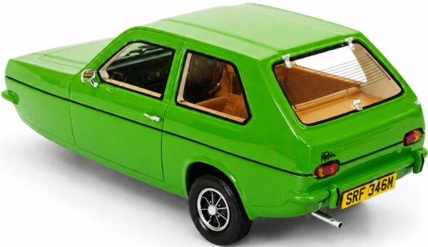 Cult Scale 1:18 Reliant Robin Mk1 1973 Green (CML242-3) UK Exclusive Limited Edition Resin Model 3 Cult Scale 1:18 Reliant Robin Mk1 1973 Green UK Exclusive Limited Edition Resin Model