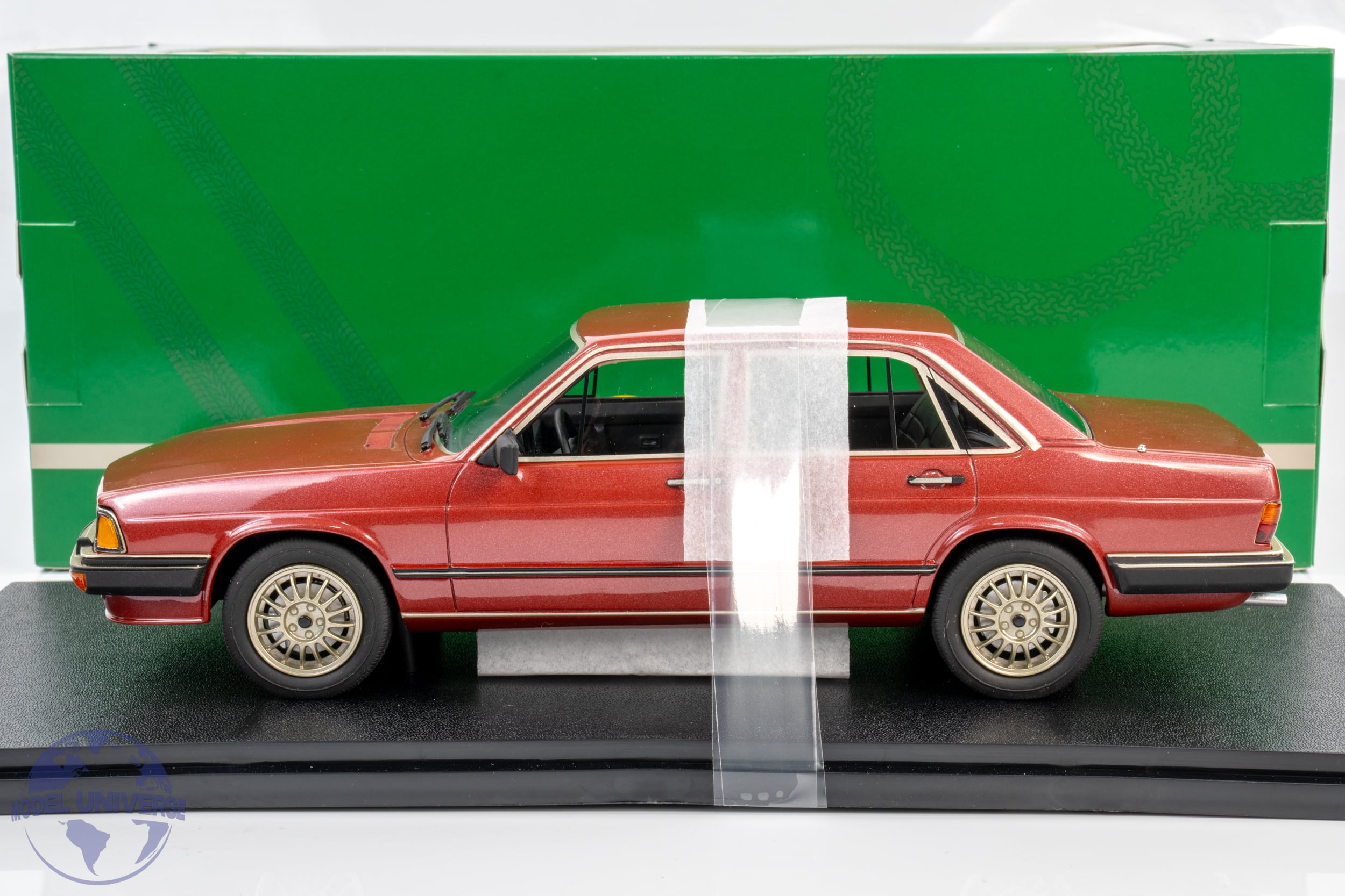 Cult Scale - 1:18 Audi 200 5T Type 43 Red Metallic 1980-1982 - Limited Edition Resin Model 3 Cult Scale - 1:18 Audi 200 5T Type 43 Red Metallic 1980-1982 - Limited Edition Resin Model