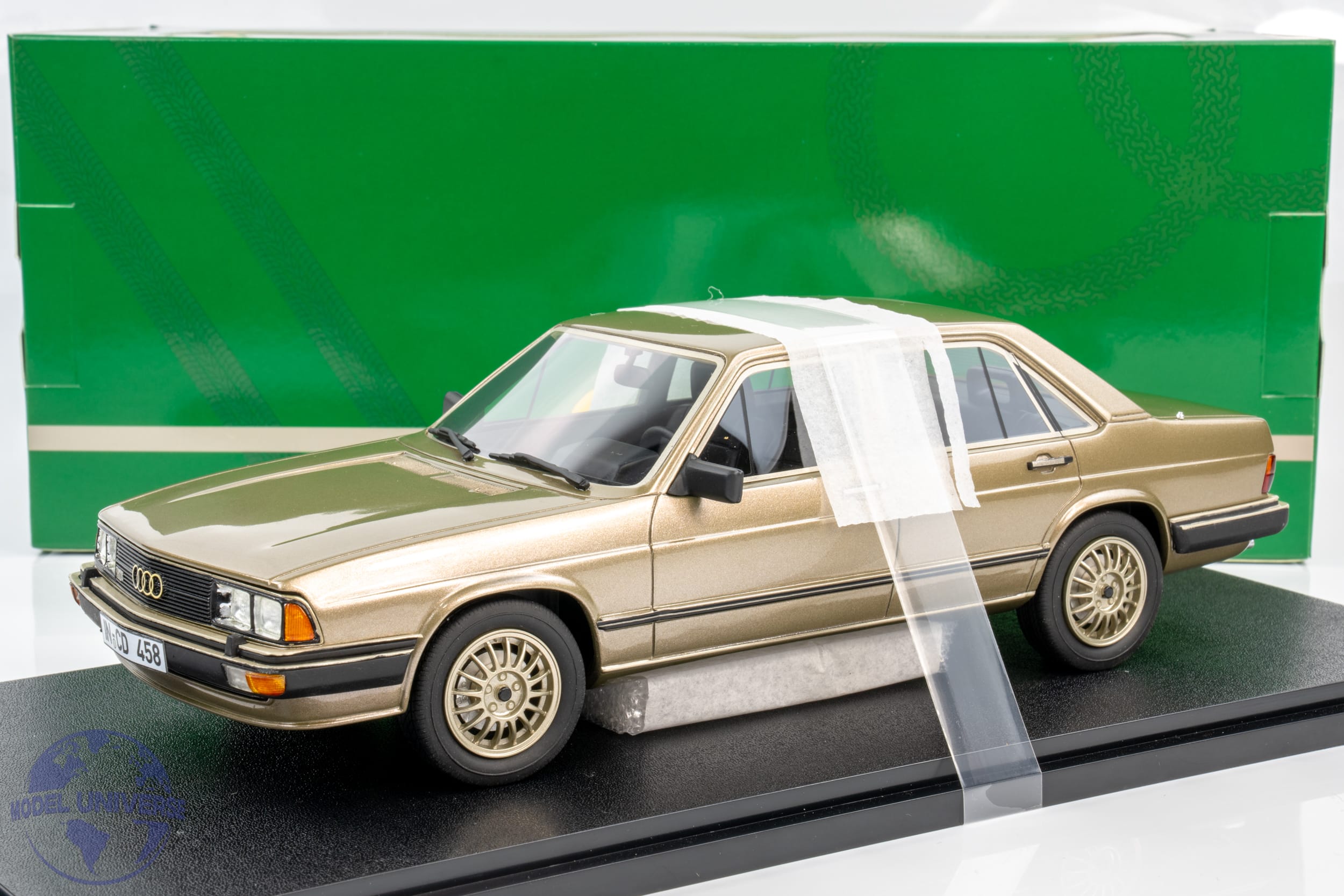 Cult Scale - 1:18 Audi 200 5T Type 43 Gold Metallic 1980-1982 - Limited Edition Resin Model