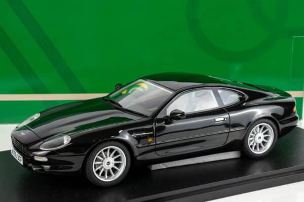 Cult Scale - 1:18 Aston Martin DB7 Coupe Bowland Black 1993-99 - Limited Edition Resin Model