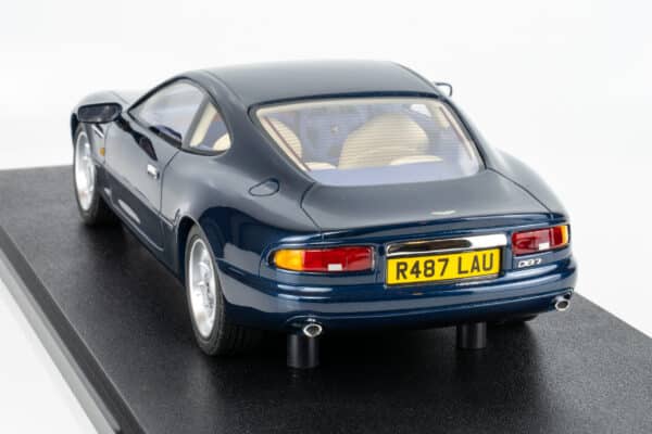 Cult Scale - 1:18 Aston Martin DB7 Coupe Mendip Blue 1993-99 - Limited Edition Resin Model 10 Cult Scale - 1:18 Aston Martin DB7 Coupe Mendip Blue 1993-99 - Limited Edition Resin Model