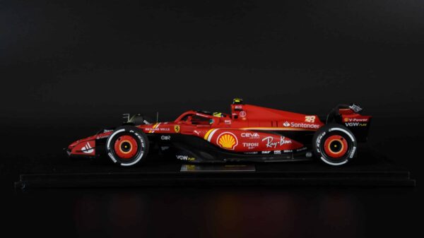Looksmart - 1:18 Scuderia Ferrari SF-24 #38 Oliver Bearman Saudi Arabian GP 2024 - Resin Model 15 Looksmart - 1:18 Scuderia Ferrari SF-24 #38 Oliver Bearman Saudi Arabian GP 2024 - Resin Model