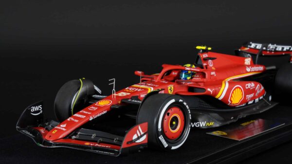 Looksmart - 1:18 Scuderia Ferrari SF-24 #38 Oliver Bearman Saudi Arabian GP 2024 - Resin Model 19 Looksmart - 1:18 Scuderia Ferrari SF-24 #38 Oliver Bearman Saudi Arabian GP 2024 - Resin Model