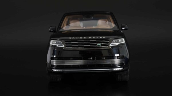 LCD 1:18 Range Rover SV Serenity 2022 Black Diecast Model 26 LCD 1:18 Range Rover SV Serenity 2022 Black Diecast Model