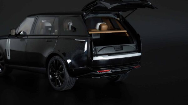 LCD 1:18 Range Rover SV Serenity 2022 Black Diecast Model 29 LCD 1:18 Range Rover SV Serenity 2022 Black Diecast Model