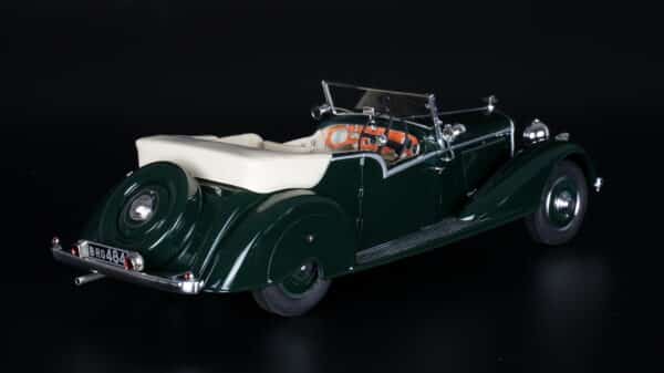 Cult Scale CML116 Bentley 4.5 Vanden Plas Resin Model Car Green