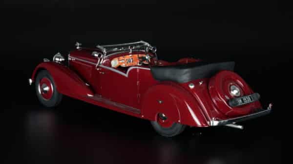 Cult Scale 1:18 Bentley 4.5L Vanden Plas Tourer Red 1938