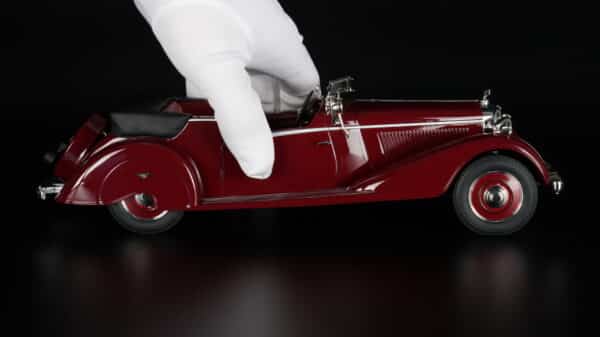 Cult Scale 1:18 Bentley 4.5L Vanden Plas Tourer Red 1938