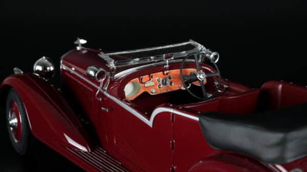 Cult Scale 1:18 Bentley 4.5L Vanden Plas Tourer Red 1938