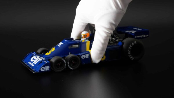 MCG - 1:18 Tyrrell P34 #3 Elf Team Tyrrell F1 GP Sweden 1976 Jody Scheckter 29 MCG - 1:18 Tyrrell P34 #3 Elf Team Tyrrell F1 GP Sweden 1976 Jody Scheckter