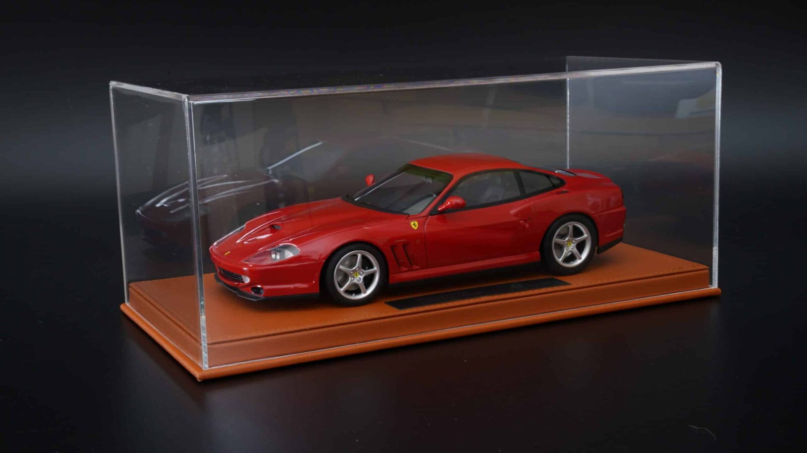 Top Marques - 1:18 Ferrari 550 Maranello Red w/Black Interior