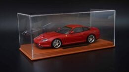 Top Marques - 1:18 Ferrari 550 Maranello Red w/Black Interior