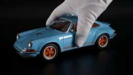 KK Scale - 1:18 Singer 911 Coupe Light Blue/Orange Diecast Model Car