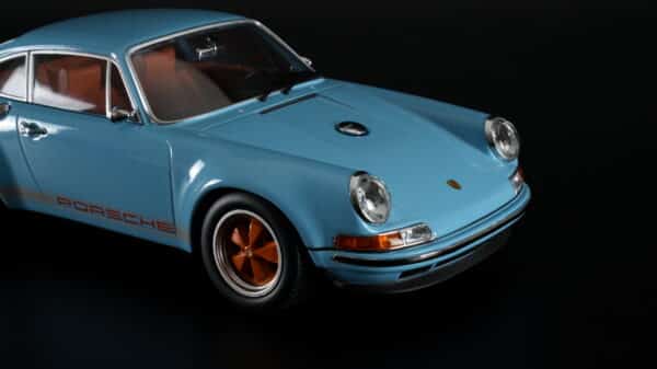 KK Scale - 1:18 Singer 911 Coupe Light Blue/Orange Diecast Model Car
