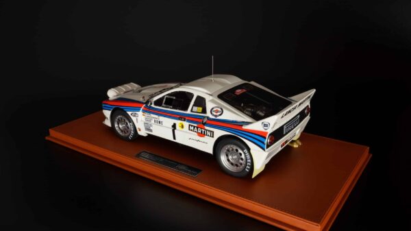 Top Marques 1:12 Lancia Rally 037 #1 Winner Rally Monte Carlo 1983 Röhrl, Geistdörfer Resin Model 25 Top Marques 1:12 Lancia Rally 037 #1 Winner Rally Monte Carlo 1983 Röhrl, Geistdörfer Resin Model