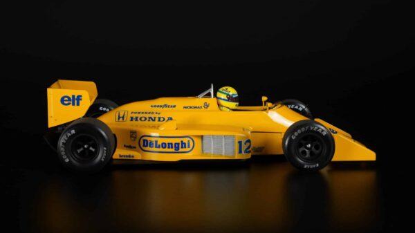 Minichamps - 1:18 Lotus Honda 99T Ayrton Senna Winner 1987 Monaco GP 'Dirty Version' (540873892) 23 Minichamps - 1:18 Lotus Honda 99T Ayrton Senna Winner 1987 Monaco GP 'Dirty Version' (540873892)