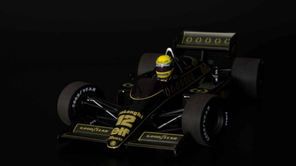 Minichamps - 1:18 Lotus Renault 98T Ayrton Senna 1986 'Dirty Version' (540863812) 25 Minichamps - 1:18 Lotus Renault 98T Ayrton Senna 1986 'Dirty Version' (540863812)