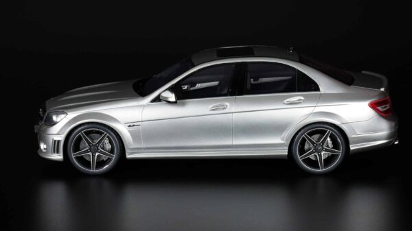 GT Spirit - 1:18 Mercedes-Benz C63 AMG Sedan Silver - Limited Edition Resin Model 14 GT Spirit - 1:18 Mercedes-Benz C63 AMG Sedan Silver (GT462)