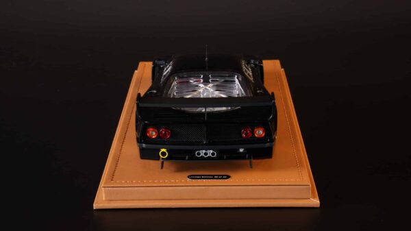 Tecnomodel - 1:18 Ferrari F40 LM Gloss Black Version with Enkei Silver Rims 16 Tecnomodel - 1:18 Ferrari F40 LM Gloss Black Version with Enkei Silver Rims