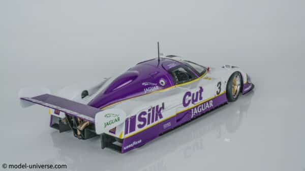 1:18 Jaguar XJR-12 #3 Winner 24h Le Mans 1990 (CMR202) - Diecast Model - CMR