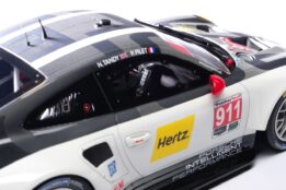 Amalgam - 1:18 Porsche 911 RSR (2016)