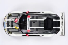 Amalgam - 1:18 Porsche 911 RSR (2016)