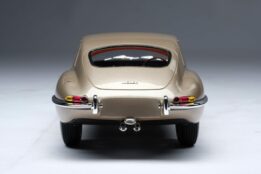 Amalgam Collection Jaguar E-Type Coupe 1:18 scale resin model